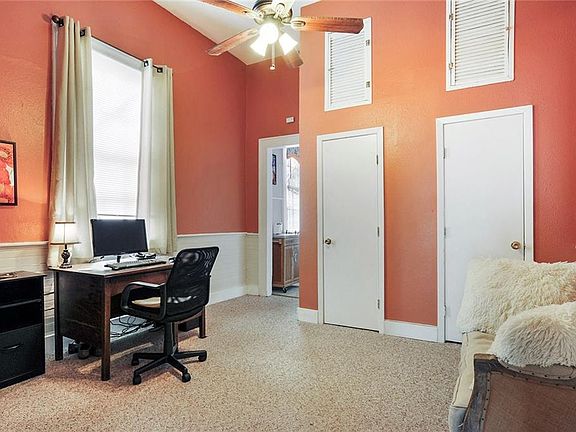 4th image of 1001-03 Pelican Ave