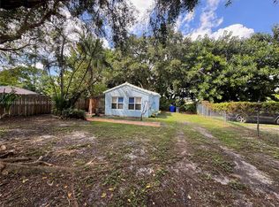 215 Columbus Pkwy, Hollywood, FL 33021