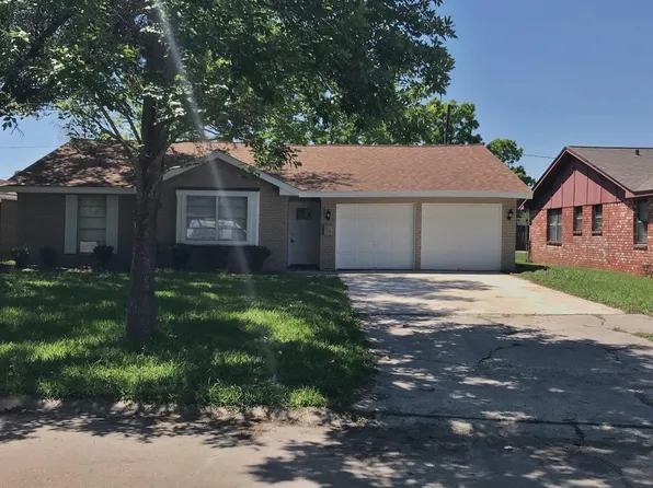 205 Grantham Rd, Baytown, TX 77521