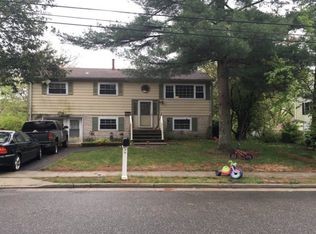 13 Alexander Ave, Manchester, NJ 08759