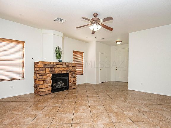 2nd image of 1081 W Sea Lion Dr