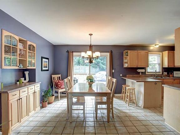 3rd image of 1738 Bridle Creek St SE