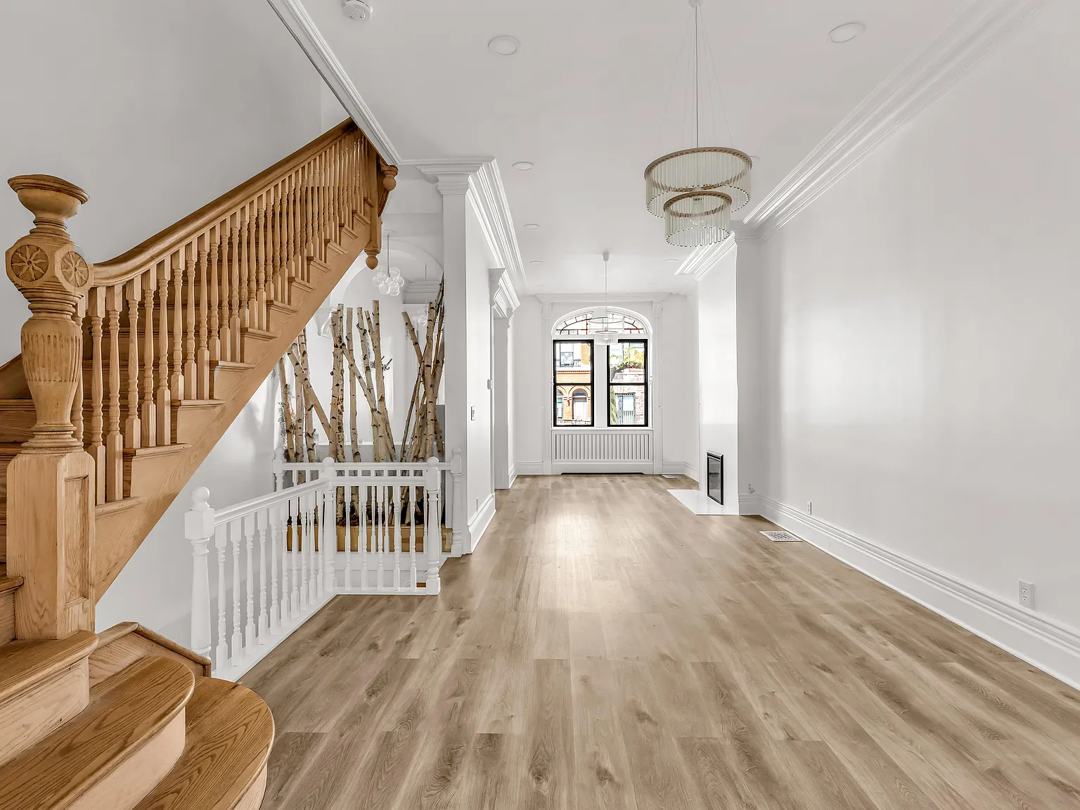 128 Manhattan Avenue — Photo 2