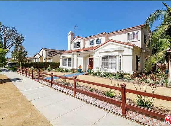 2nd image of 10815 Pickford Way