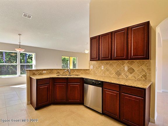 5th image of 8325 105th Ct