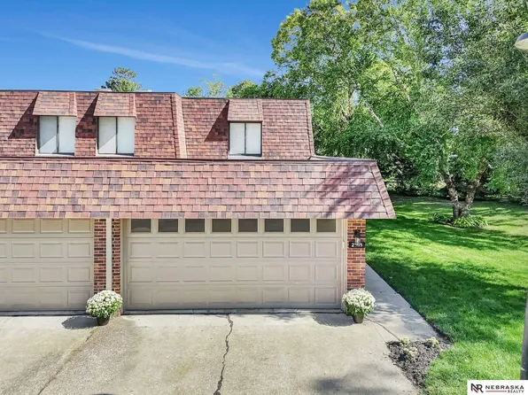 2836 Ponca St, Lincoln, NE 68506
