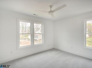 104 Oak Lawn Ct, Charlottesville, VA 22903