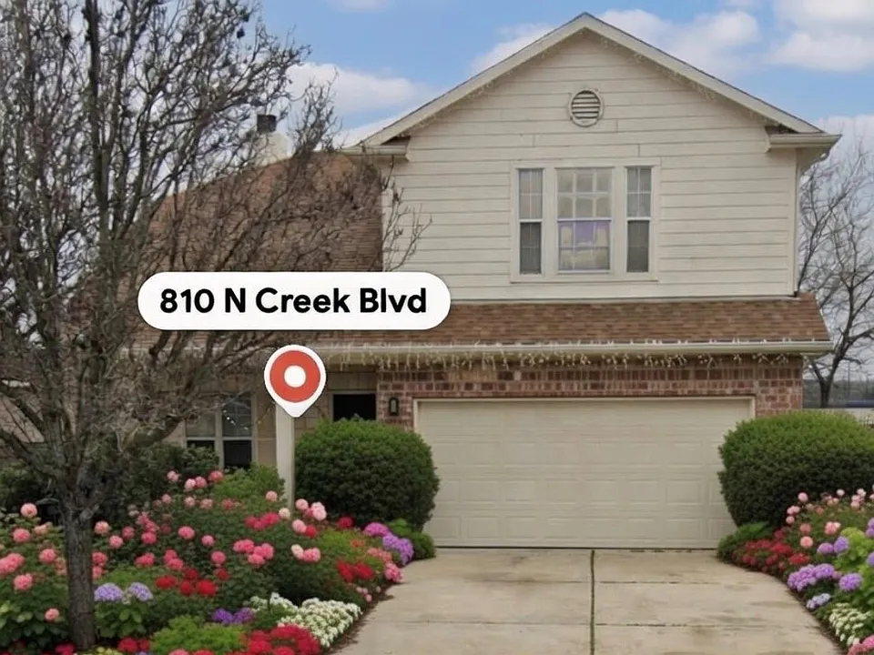 810 N Creek Blvd
