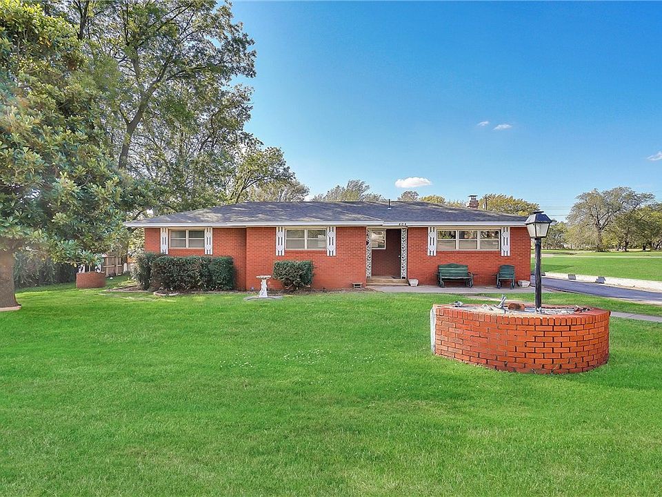 404 S Market St, Cordell, OK 73632 Zillow