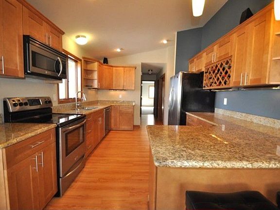 5th image of 5123 Leanne Ln