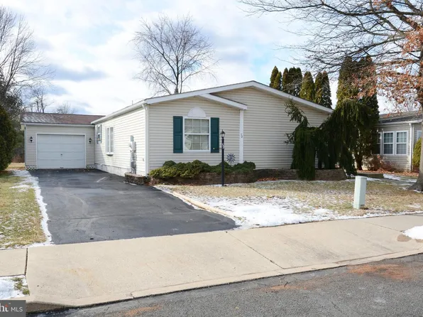 52 Williams Way, Sellersville, PA 18960