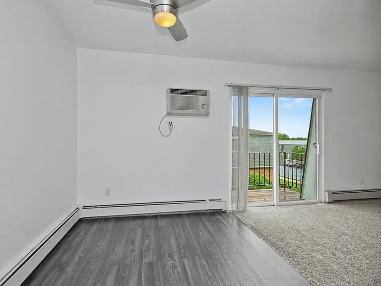 Fortune Rd — Photo 11
