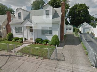 148 Greeley St, Pawtucket, RI 02861