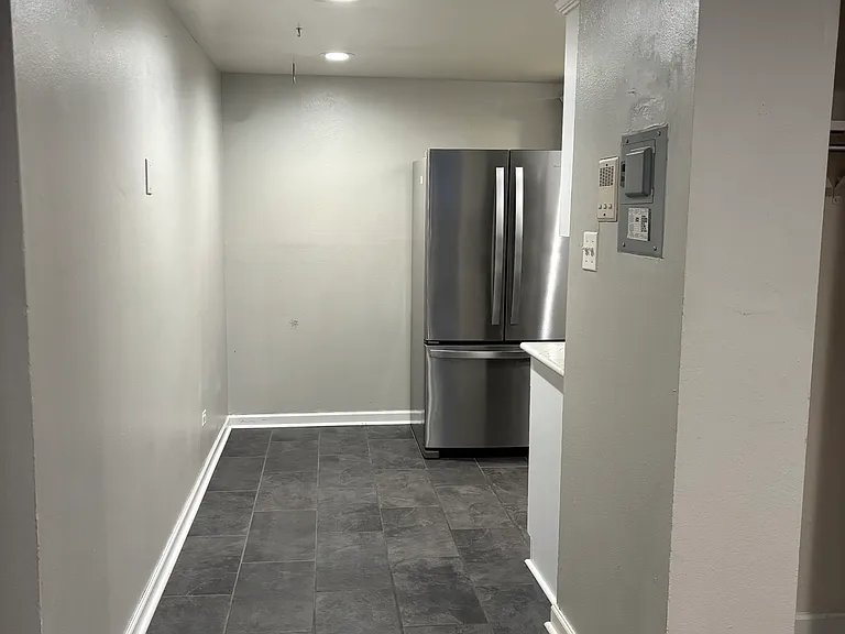 65 N Clarkson St — Photo 5