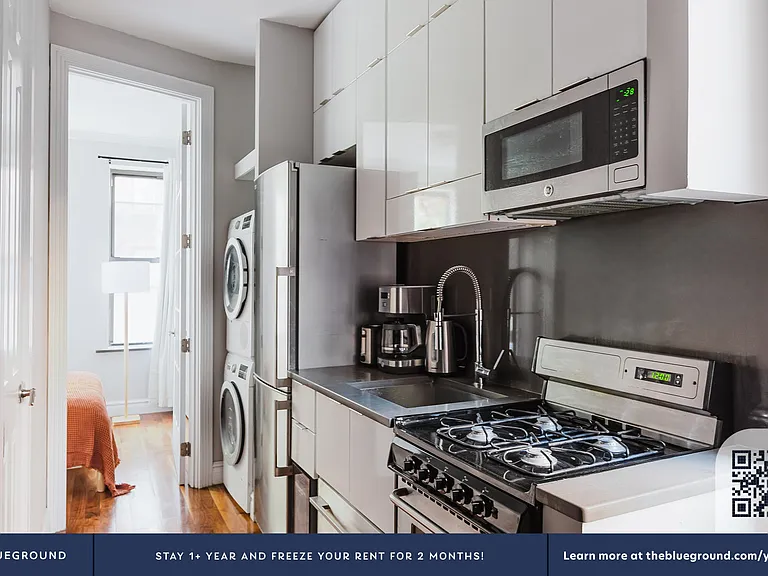 209 E 25th St #2B — Photo 6