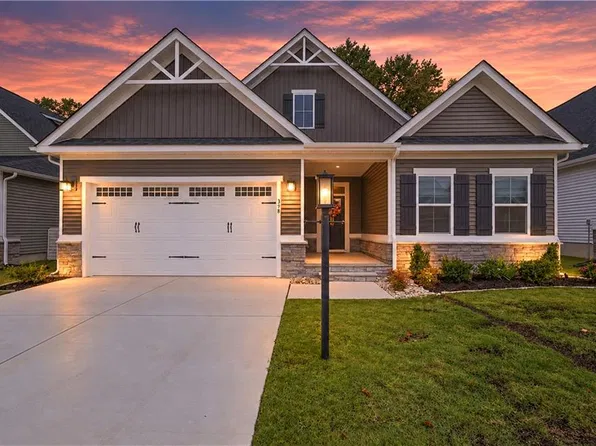 398 Tributary Ln, Carrollton, VA 23314