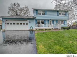 7347 Barnyard Cir, Liverpool, NY 13088