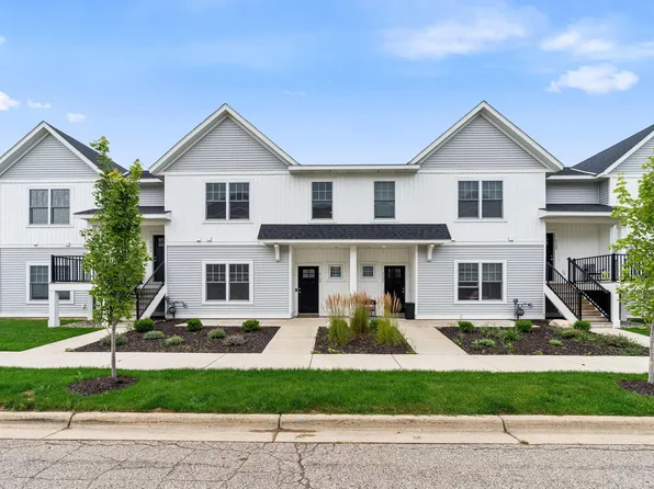 2104 Sherwood Ave, Holland, MI 49423