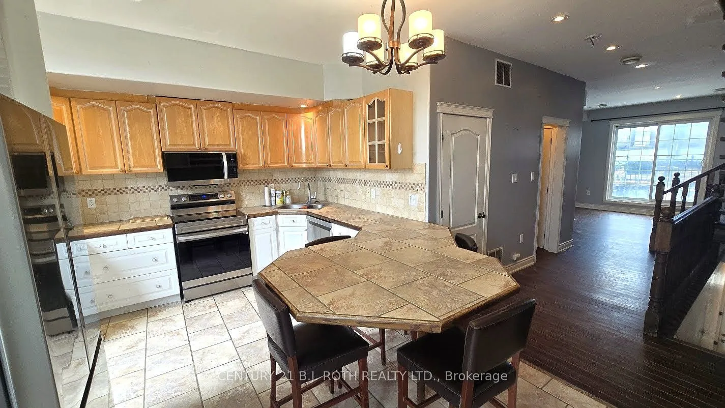 2 bed, $1,995 — Photo 3