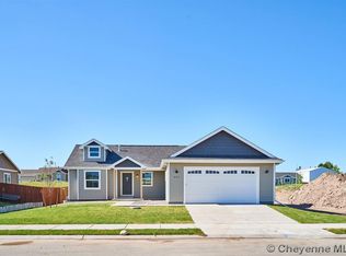 5218 Shadow Rock Dr, Cheyenne, WY 82009