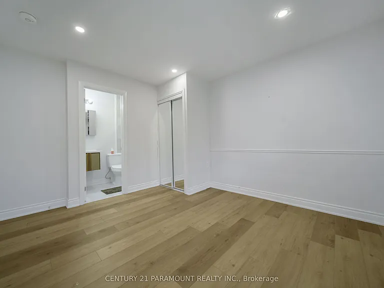 11 Gondola Cres — Photo 18