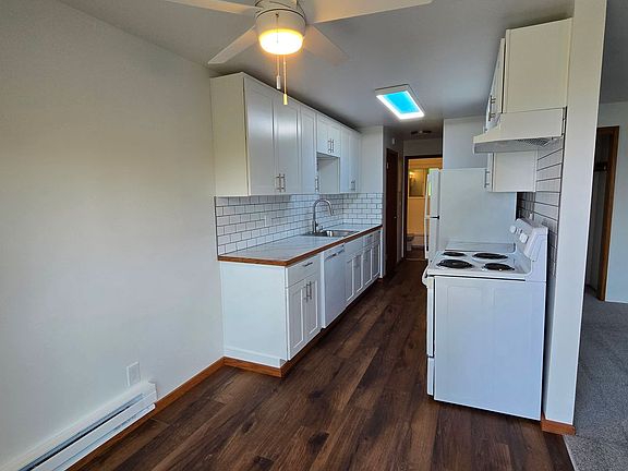 5th image of 7004 Murray Ave SW #201