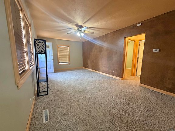 5th image of 706 S Westcott St