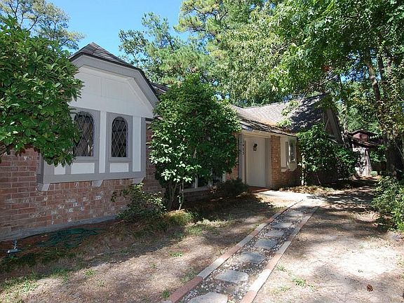 2nd image of 1403 Trailwood Village Dr