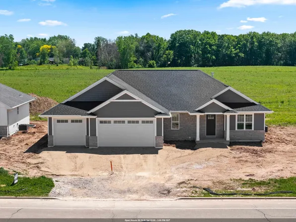 3236 Willow Rd, Green Bay, WI 54311