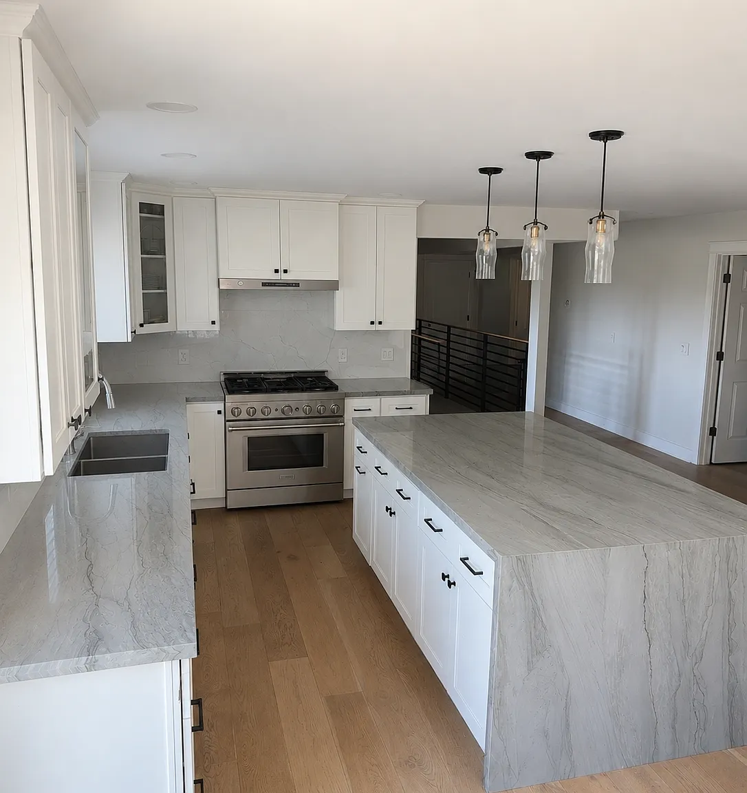 4 bed, 2520 sqft, $5,000 — Photo 3