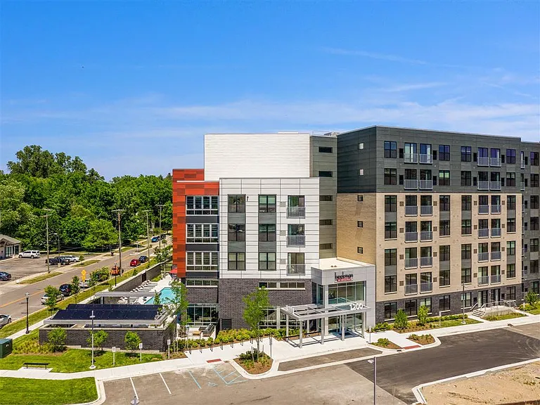 Phase I (1200 Broadway) Exterior