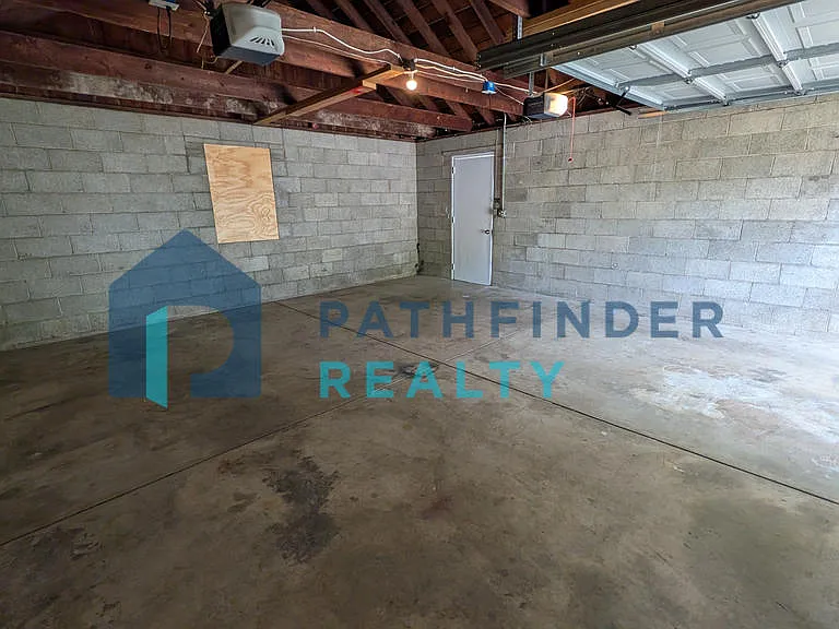 3561 El Paso Ave — Photo 5