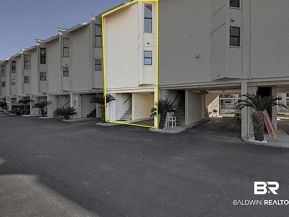 3rd image of 723 W Beach Blvd #12