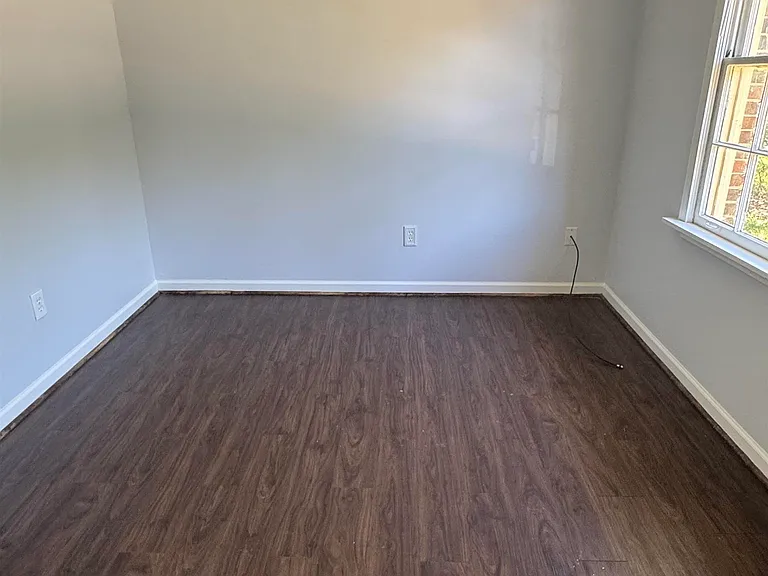 2601 Blue Spring Rd NW — Photo 6