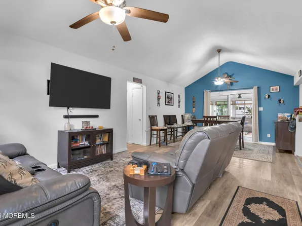 24 Cedarbrook Lane, Little Egg Harbor, NJ 08087