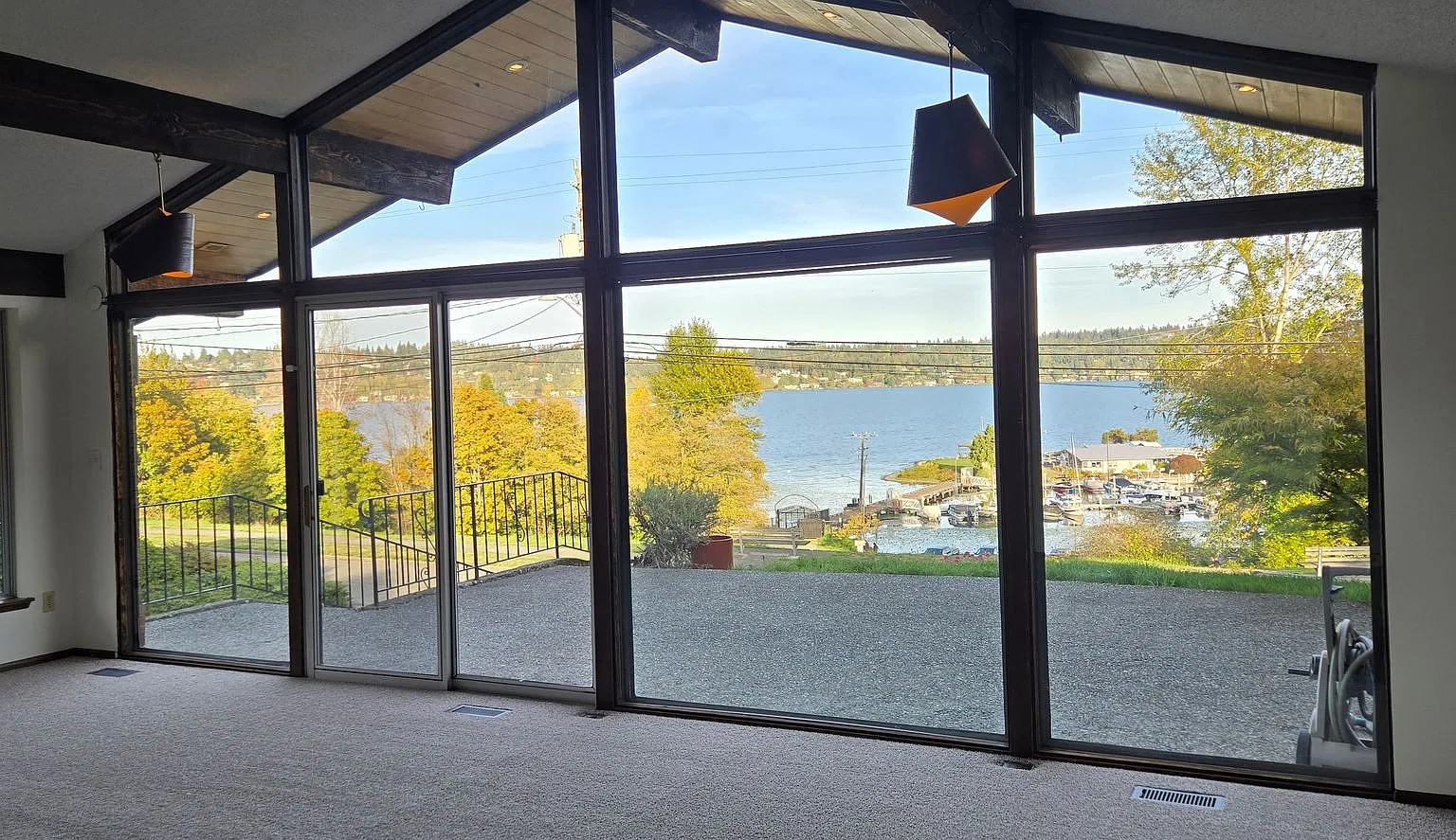 Lake WA out your door Basement Unit — Photo 1