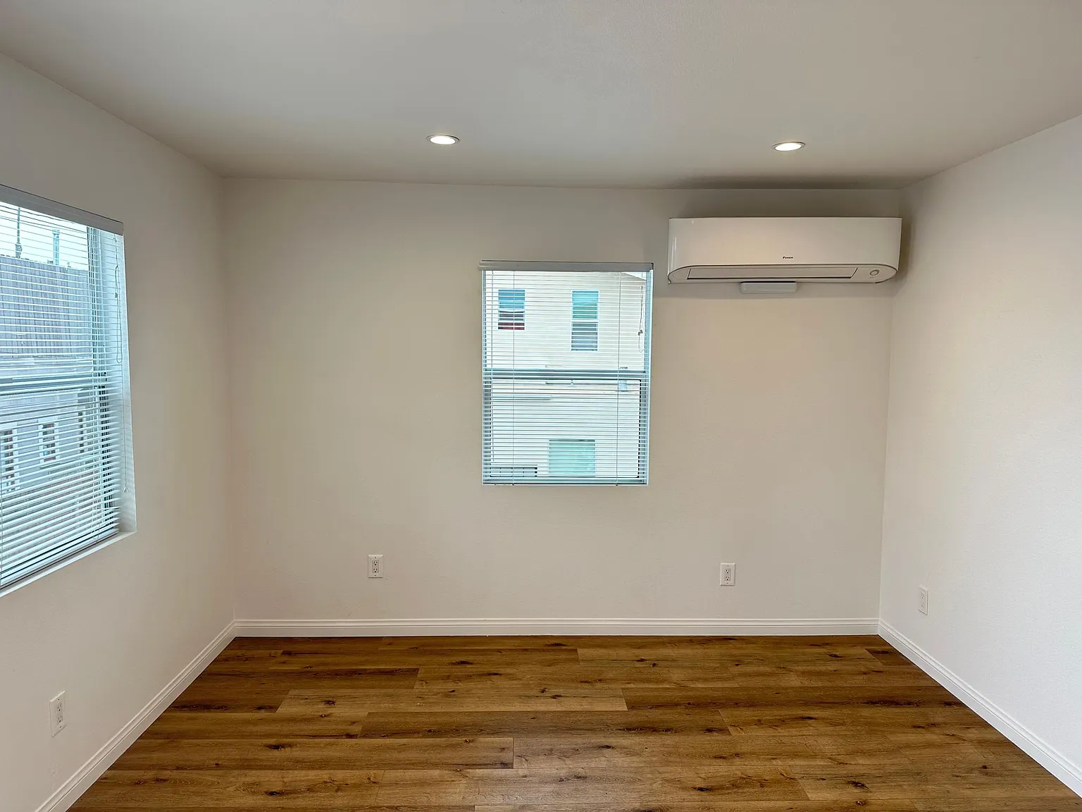 1 bed, 450 sqft, $2,095 — Photo 2