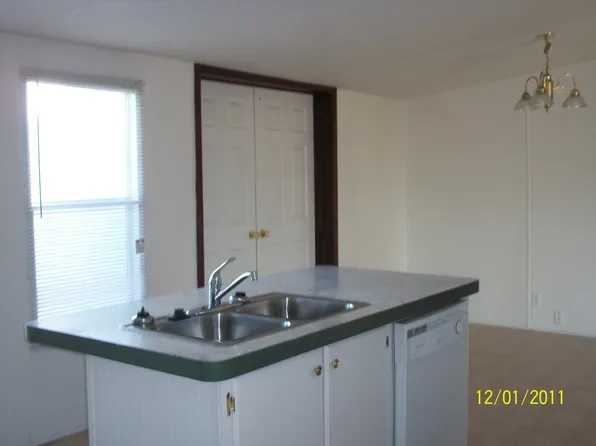 103 Newby Ln, Havelock, NC 28532