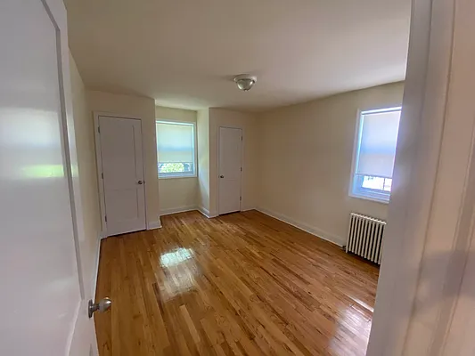 Rented by Contact Realty | media 4