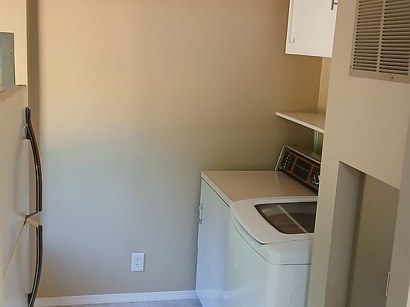 5th image of 3209 248th Street Ct E