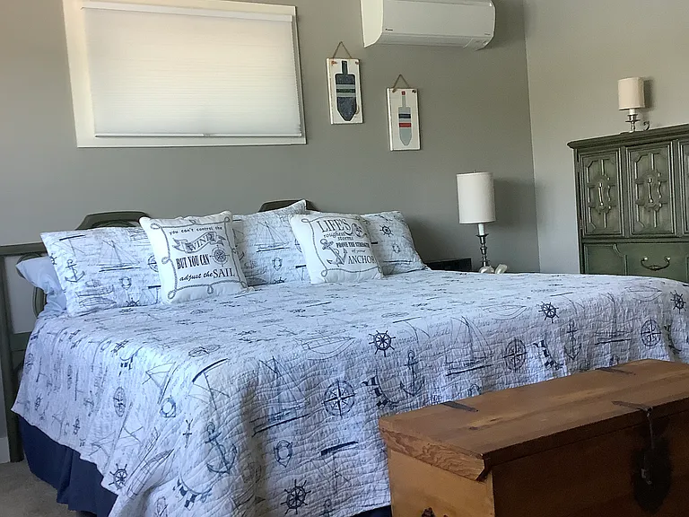 The Captains Quarters