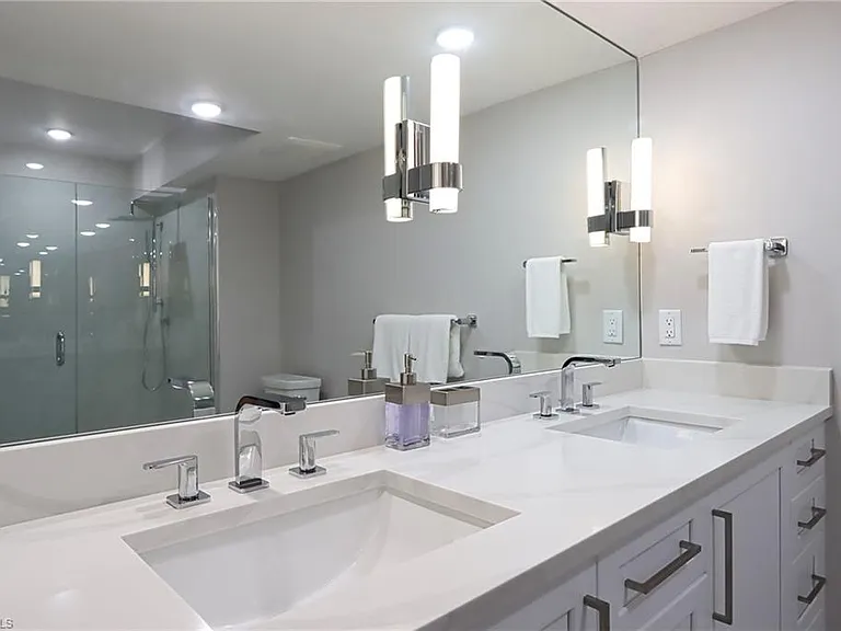 4041 Gulf Shore Blvd N #1204 — Photo 9