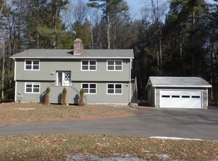 112 High Point Dr, Amherst, MA 01002