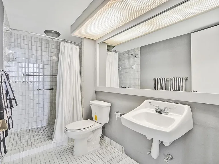 19355 Turnberry Way #8K — Photo 25