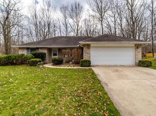 229 Apple Valley Dr, Lewisburg, OH 45338