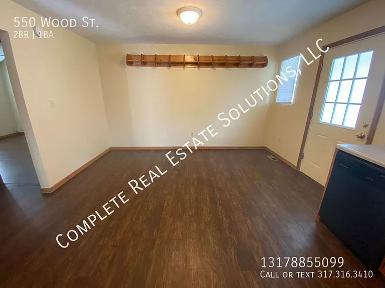 550 Wood St — Photo 5