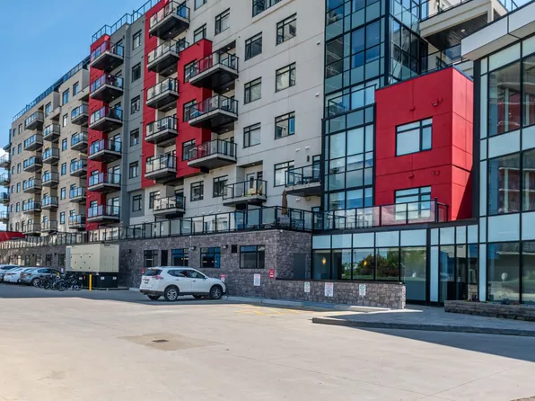 5151 Windermere Blvd SW #305, Edmonton, AB T6W 2K4