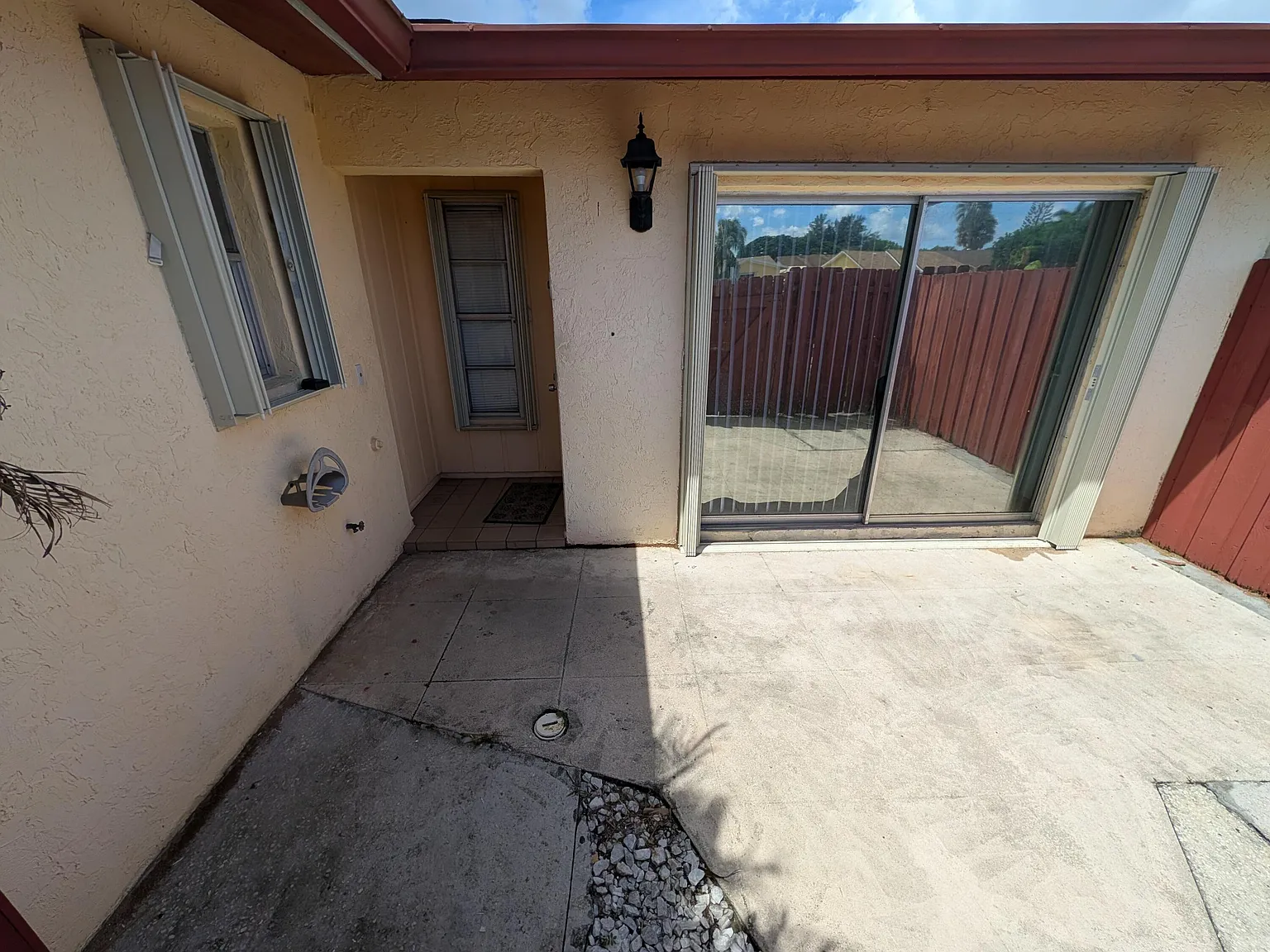 2 bed, 2.0 bath, 1045 sqft, $2,350 — Photo 4