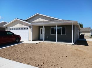 1081 Van Pl, Powell, WY 82435