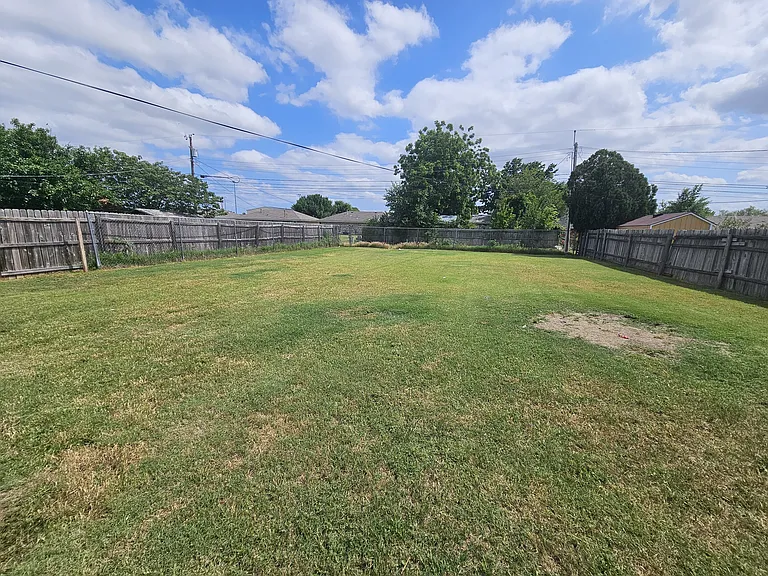 6208 NW Birch Ave — Photo 17